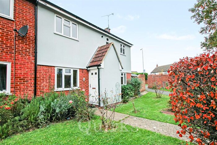 3 Bedroom End Of Terrace House For Sale In Westbourne Gardens, Billericay, CM12