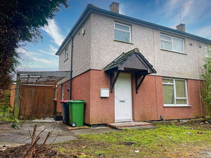 4 Bedroom Semi-Detached House To Rent In Hayward Avenue, Telford, TF2