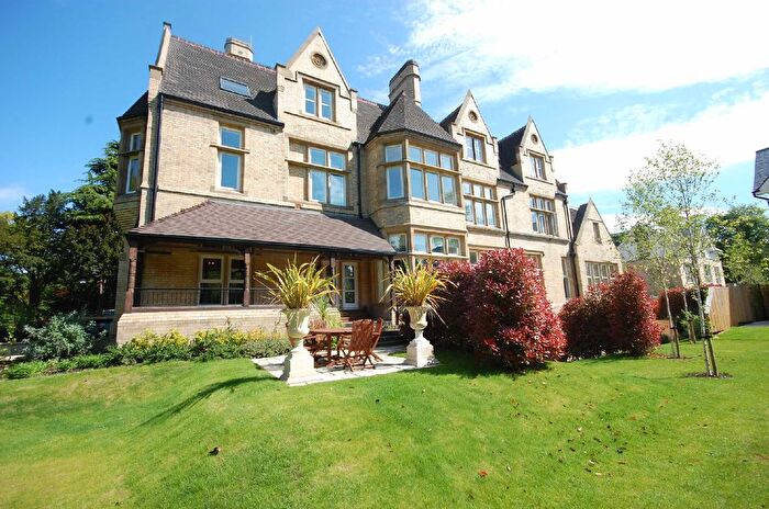 3 Bedroom Flat To Rent In Dundreggan Gardens, Manchester, M20