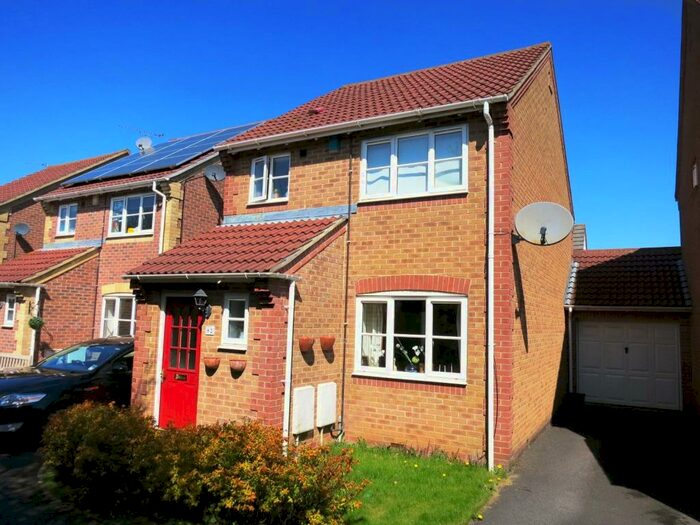 3 Bedroom Link Detached House To Rent In Bakers Ground, Stoke Gifford, Bristol, BS34