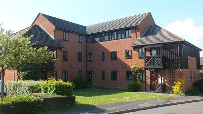 2 Bedroom Apartment To Rent In Roebuck Court, Didcot, OX11