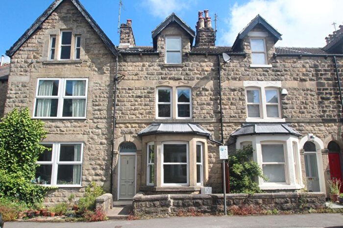 4 Bedroom Terraced House To Rent In Valley Road, Harrogate, North Yorkshire, Uk, HG2