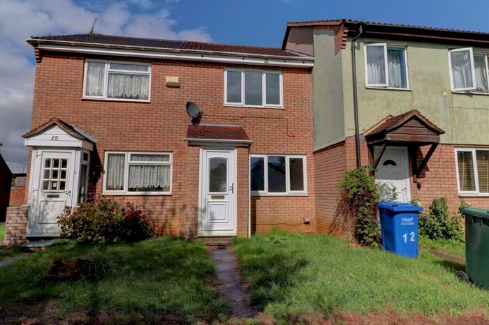 2 Bedroom Terraced House To Rent In Amberley Court, Banbury, OX16