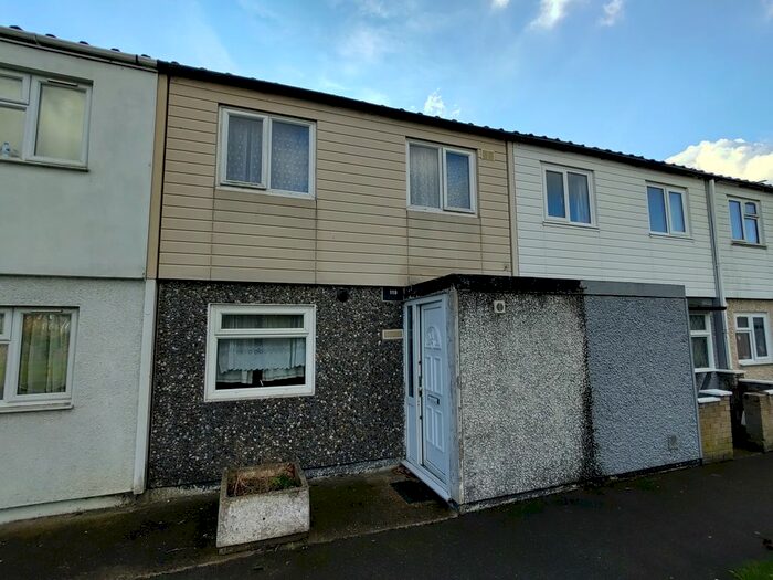 3 Bedroom Terraced House To Rent In Foxglove Road, South Ockendon, RM15