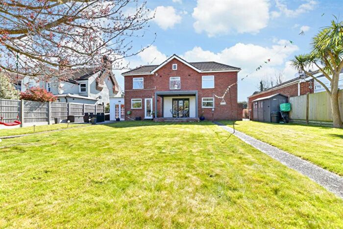 4 Bedroom Detached House For Sale In Telegraph Road, Deal, Kent, CT14