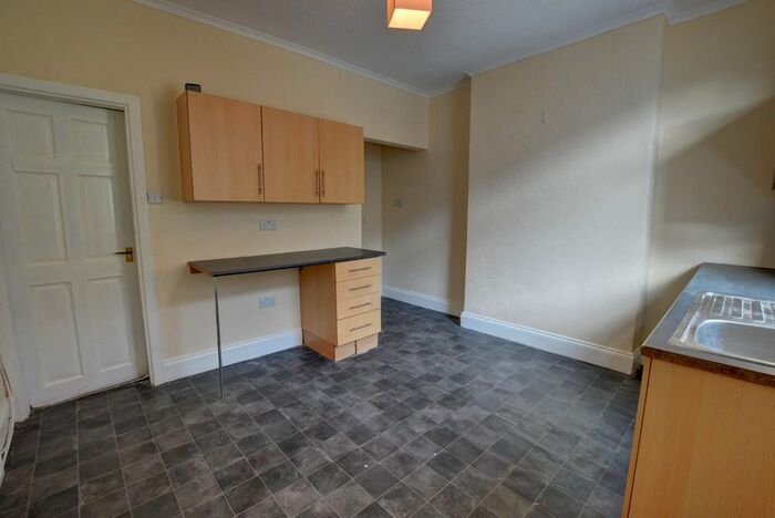 2 Bedroom Terraced House To Rent In Waterbarn Street, Burnley, BB10