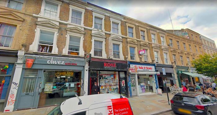 3 Bedroom Flat To Rent In Bethnal Green Road, London, E2