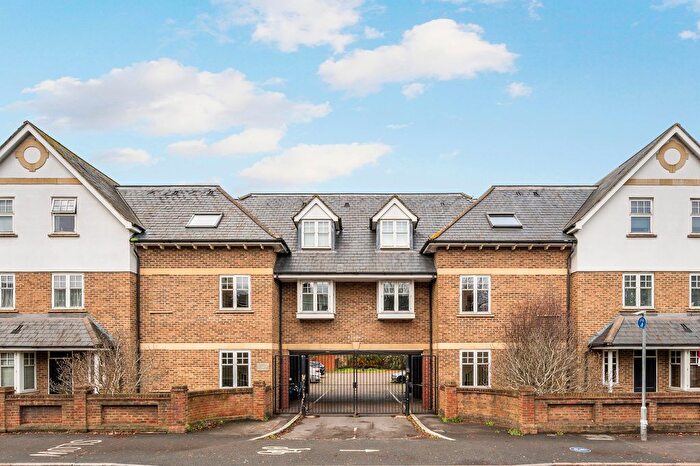 2 Bedroom Flat To Rent In Fusion Court, SW15