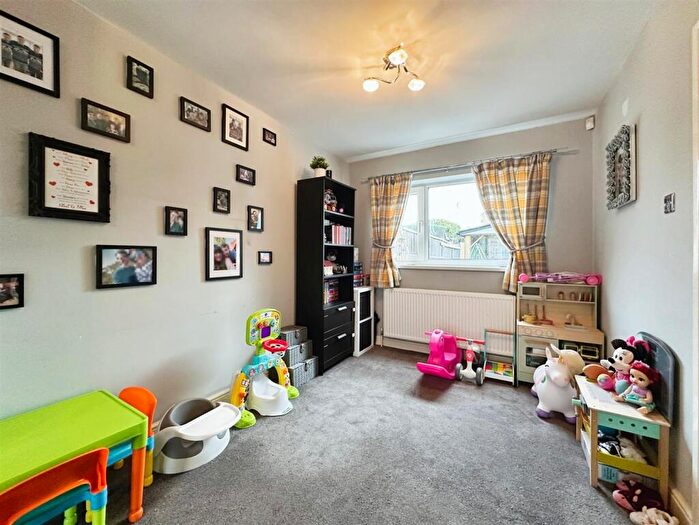 3 Bedroom Terraced House For Sale In Wymersley Road, Hull, HU5