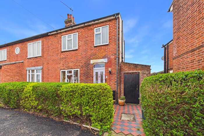 4 Bedroom Terraced House For Sale In Beche Road, Colchester, CO2