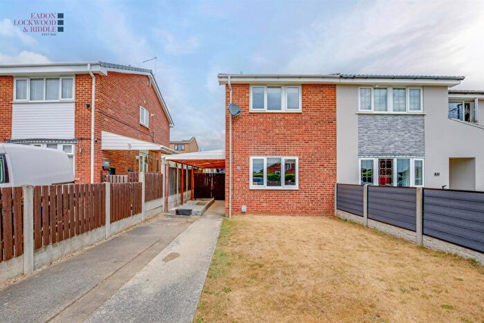 2 Bedroom Semi-Detached House For Sale In Upperfield Road, Maltby, Rotherham, S66