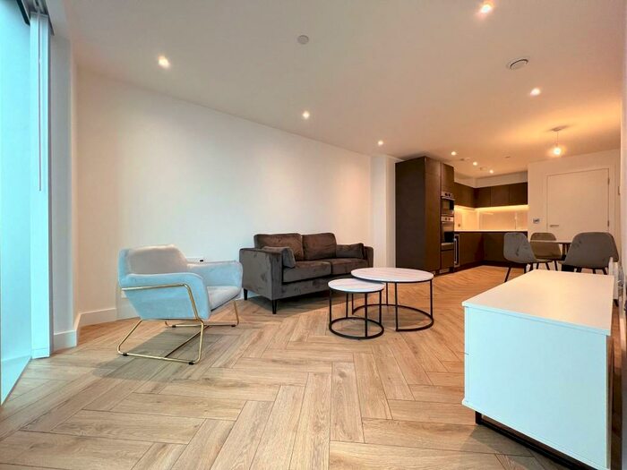 1 Bedroom Apartment To Rent In Silvercroft Street, Manchester, Greater Manchester, M15