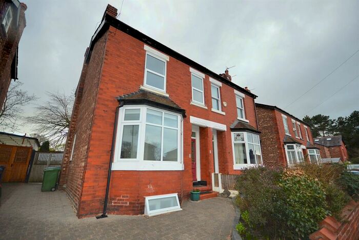 3 Bedroom Semi-Detached House To Rent In Merton Road, Sale, M33