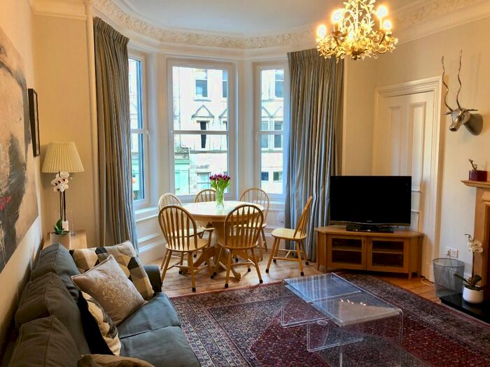 3 Bedroom Flat To Rent In Bruntsfield Place, Bruntsfield, Edinburgh, EH10