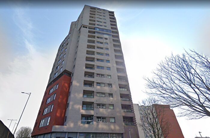 2 Bedroom Apartment To Rent In High Road, Ilford, London, IG1