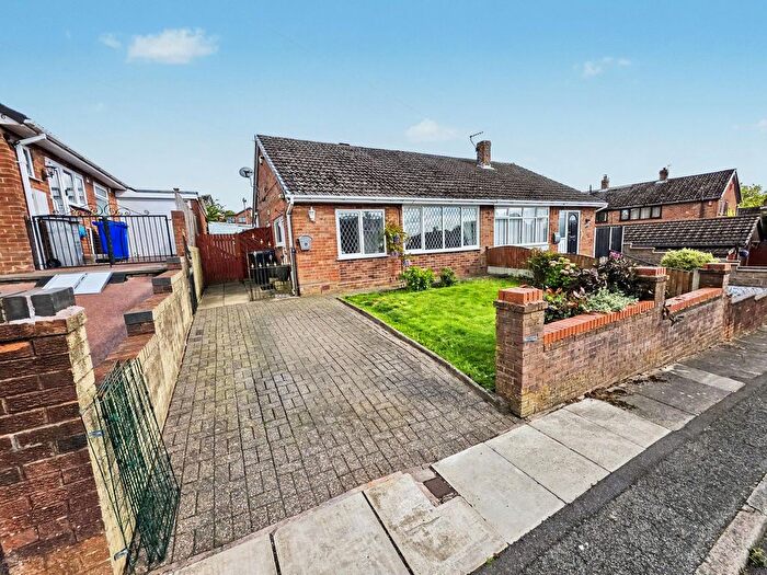 2 Bedroom Semi-Detached Bungalow To Rent In Lamerton Grove, Westonfields, Stoke-On-Trent, ST3