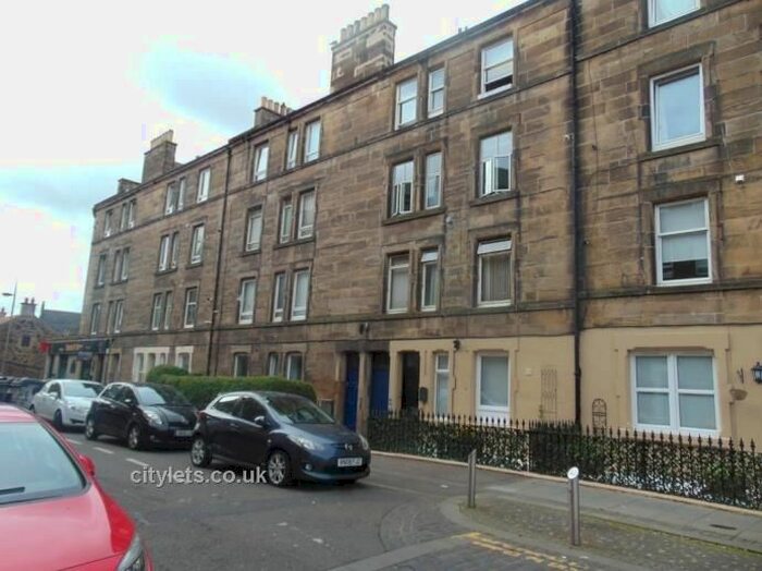 1 Bedroom Flat To Rent In Restalrig Road South, Edinburgh, EH7