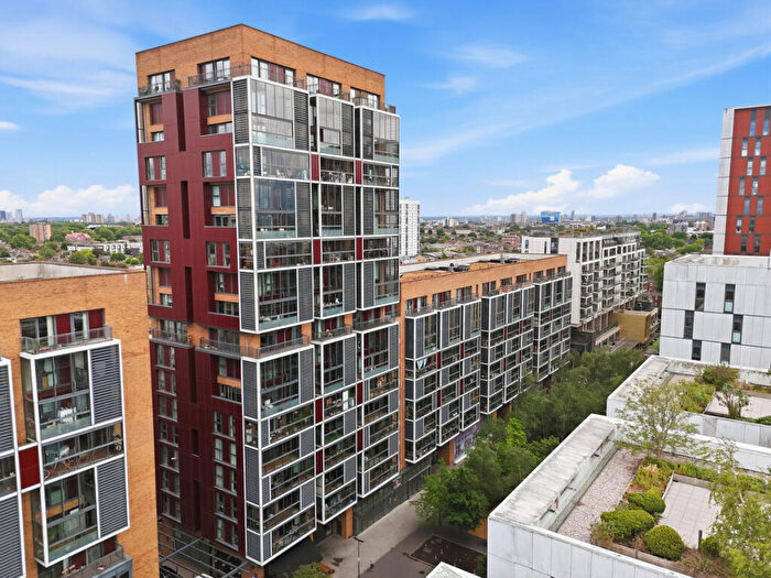 3 Bedroom Apartment For Sale In Dalston Square, London, E8