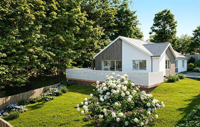 3 Bedroom Detached Bungalow For Sale In Dunheved Road, Launceston, Cornwall, PL15