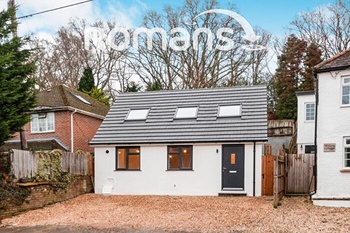 3 Bedroom Detached House To Rent In Vigo Lane, Yateley, Hampshire, GU46