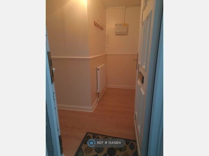 3 Bedroom Terraced House To Rent In Cottam Road, High Green, Sheffield, S35