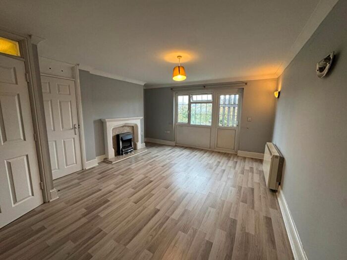 1 Bedroom Apartment To Rent In Tarquin Close, Coventry, CV3