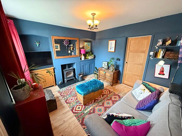 2 Bedroom Cottage For Sale In Prospect Place, Wing, LU7