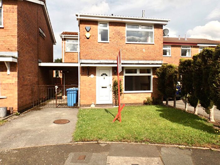 3 Bedroom Detached House To Rent In St. Bridgets Close, Warrington, WA2