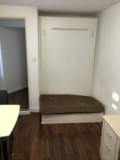 Studio To Rent In Marchmont Street, Holborn WC1N