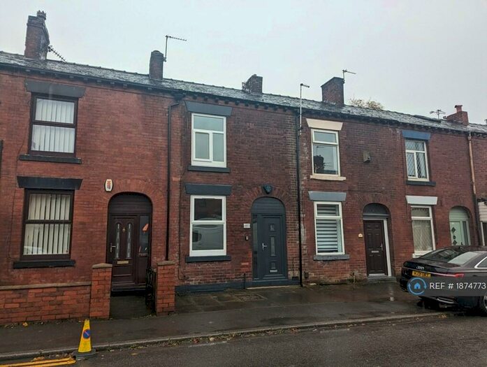 2 Bedroom Terraced House To Rent In Middleton Road, Oldham, OL9
