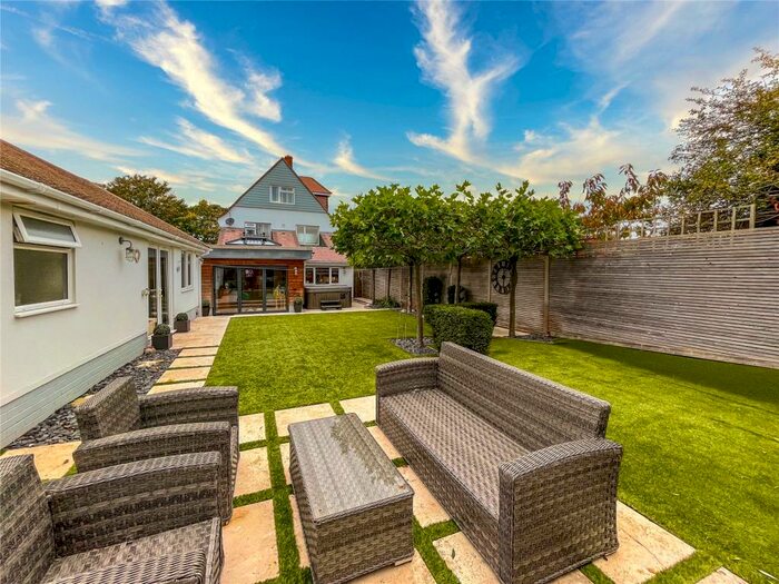 4 Bedroom Detached House For Sale In Bure Lane, Mudeford, Christchurch