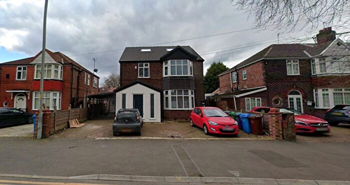 3 Bedroom Flat To Rent In Manchester Road, Manchester, M16