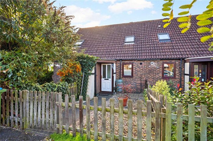 1 Bedroom Terraced House To Rent In Ambleside Avenue, Walton-on-Thames, Surrey, KT12