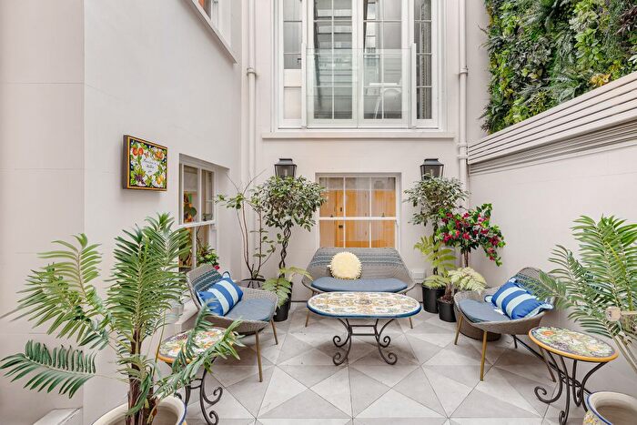 6 Bedroom Property To Rent In Chester Square, Belgravia, London, United Kingdom, SW1W
