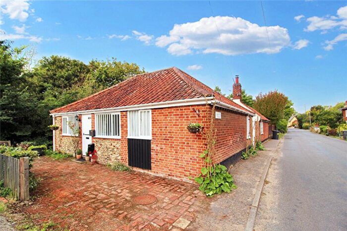 2 Bedroom Bungalow For Sale In The Street, Wissett, Halesworth, Suffolk, IP19
