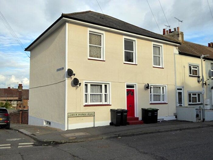 Studio To Rent In Lower Range Road, DA12