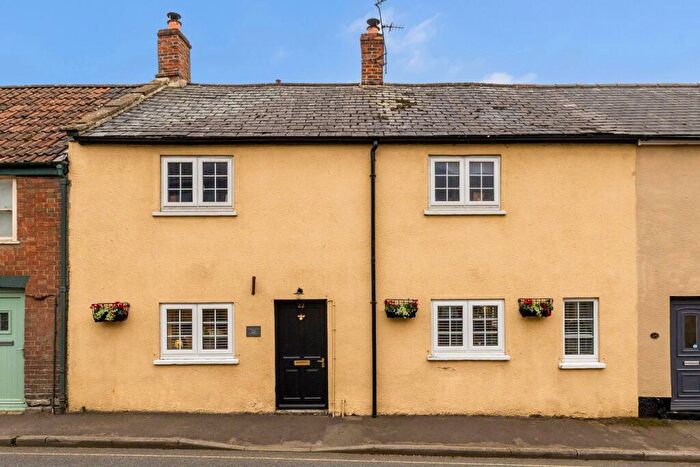 3 Bedroom Terraced House For Sale In Castle Cary, Somerset, BA7