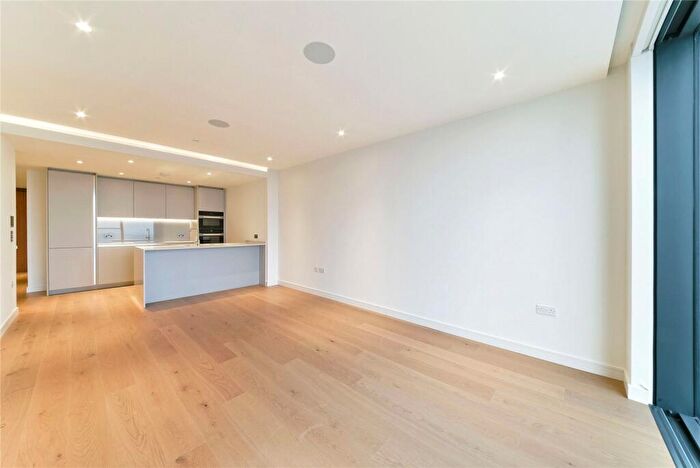 1 Bedroom Apartment To Rent In Marsh Wall Road, London, E14