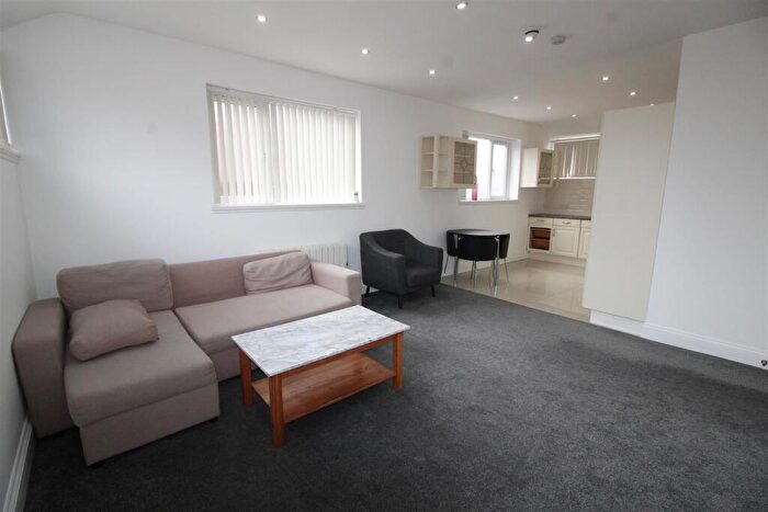1 Bedroom Apartment To Rent In Back West Crescent, Lytham St Annes, FY8