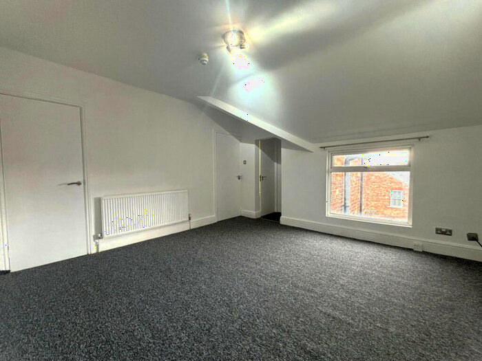 1 Bedroom Apartment To Rent In Roseneath Road, Manchester, M41