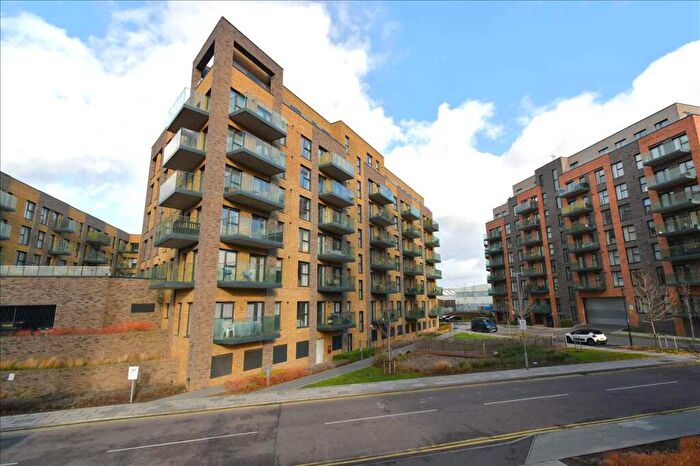 2 Bedroom Apartment To Rent In James Smith Court, Dartford, DA1