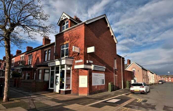 2 Bedroom Flat To Rent In Hartington Street, Barrow-In-Furness, LA14