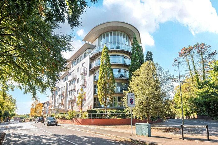 2 Bedroom Apartment For Sale In Constitution Hill, Woking, Surrey, GU22