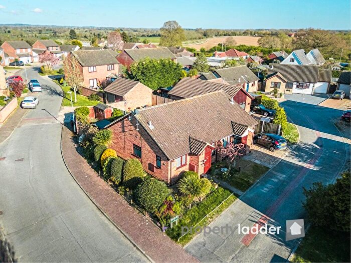 2 Bedroom Semi-Detached Bungalow For Sale In Lancaster Gardens, Aylsham, NR11
