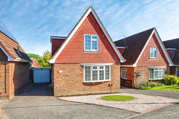 2 Bedroom Detached House For Sale In Hawkchurch Gardens, Canford Heath, Poole, Dorset, BH17