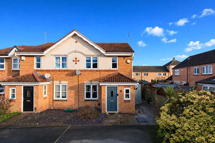 3 Bedroom End Terrace House For Sale In Rainsborough Way, York, North Yorkshire, YO30