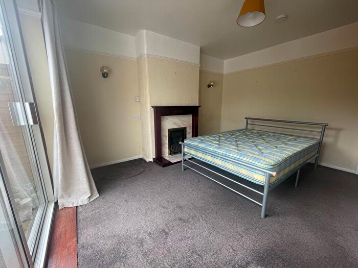 6 Bedroom Semi-Detached House To Rent In Wellington Hill West, Bristol, BS9