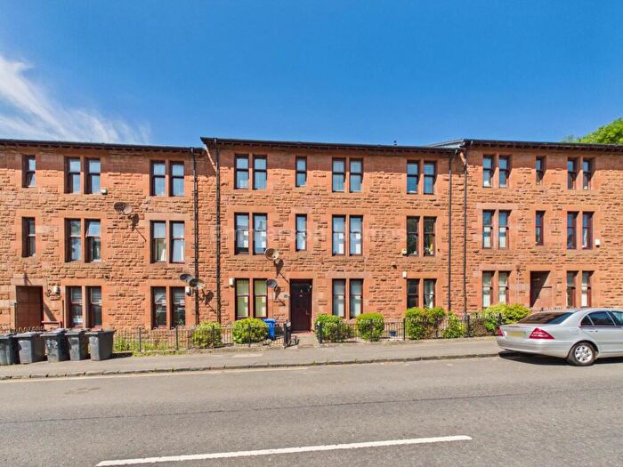 2 Bedroom Flat For Sale In Main Road, Elderslie, PA5