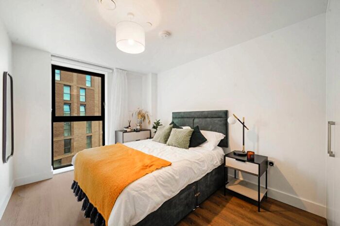 2 Bedroom Apartment To Rent In One Maidenhead, A Garden Boulevard, SL6