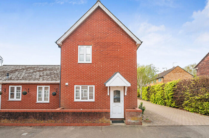 3 Bedroom Semi Detached House For Sale In Bury St. Edmunds, Suffolk, IP33